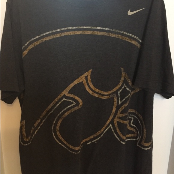 Nike Other - Hawkeye t-shirt